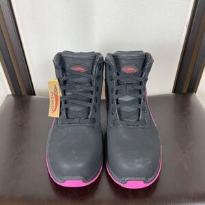 NWT Avenger Reaction Black Pink Work Boot Size 9 Wide